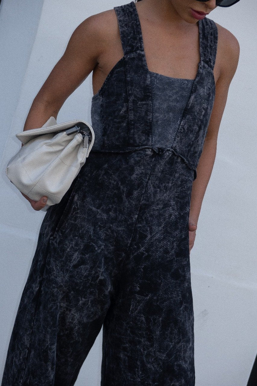 Macacão Jardineira Bella