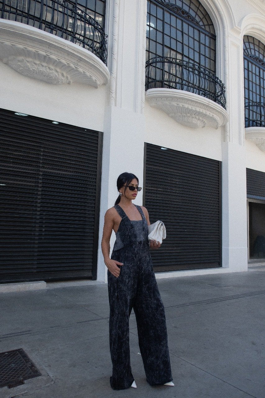 Macacão Jardineira Bella