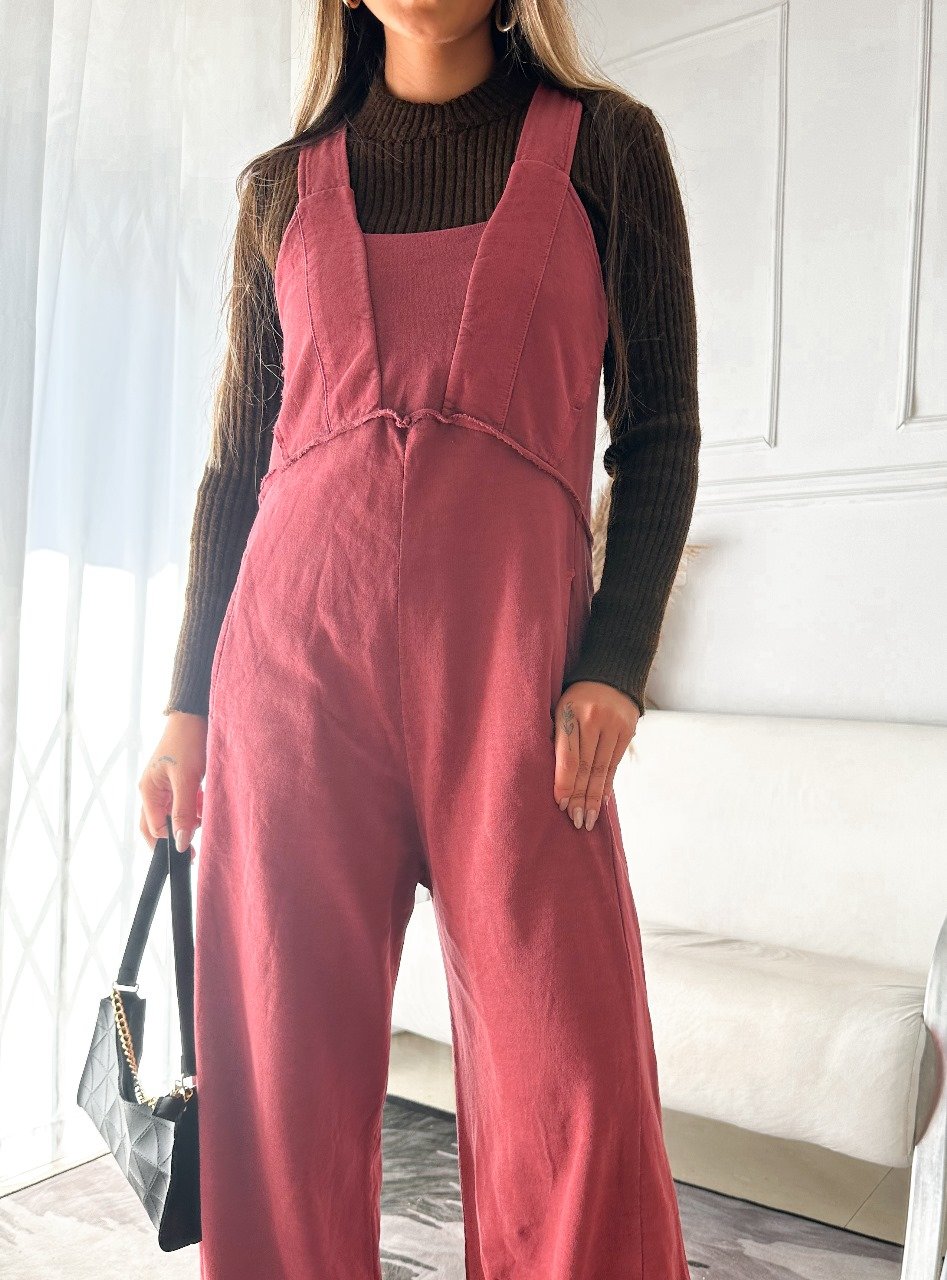 Macacão Jardineira Bella