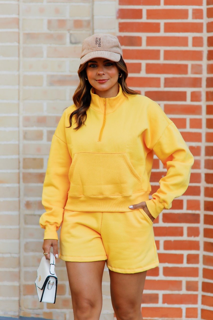 Conjunto Curto de Moletom 2 Cabos Amarelo Vivi