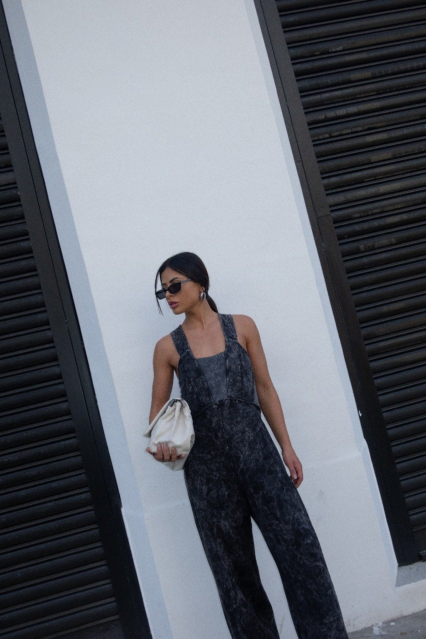 Macacão Jardineira Bella